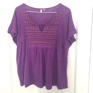 ☀️5/$25☀️ Purple tribal patterned top